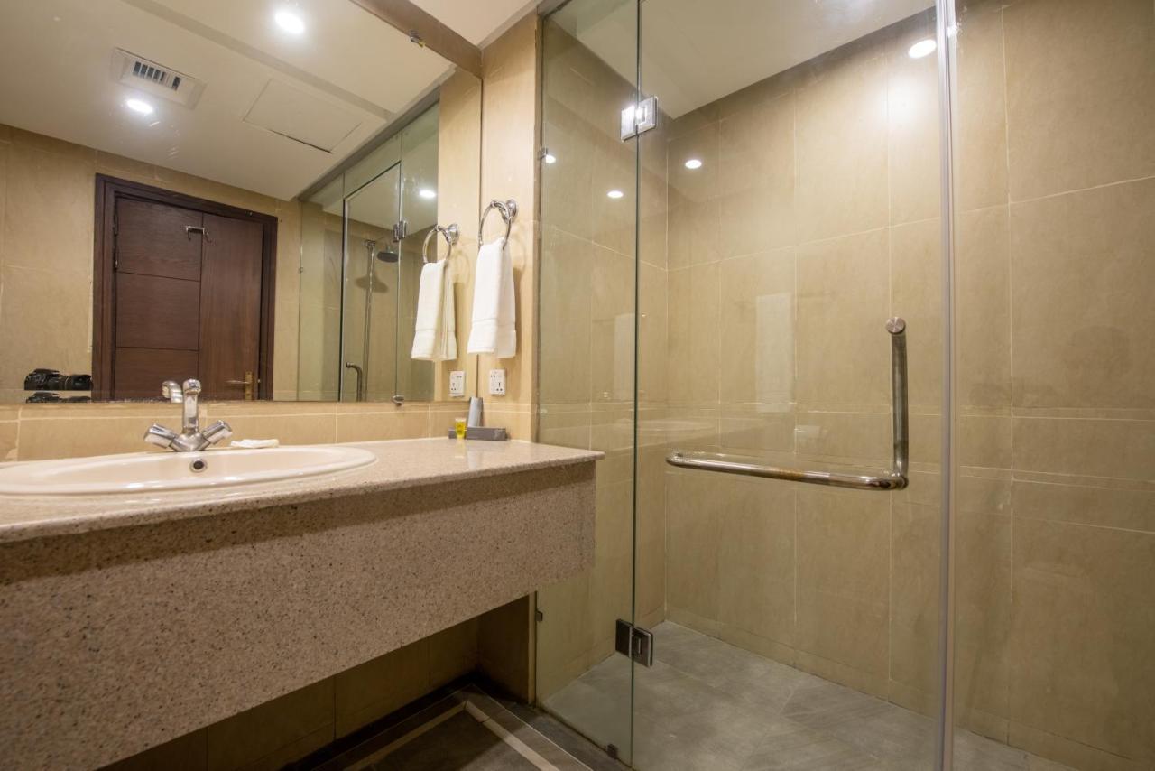 Legend Hotel Islamabad Ngoại thất bức ảnh