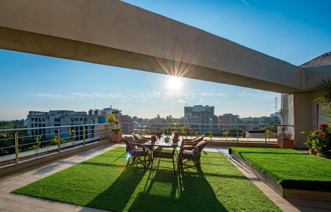 Legend Hotel Islamabad Ngoại thất bức ảnh