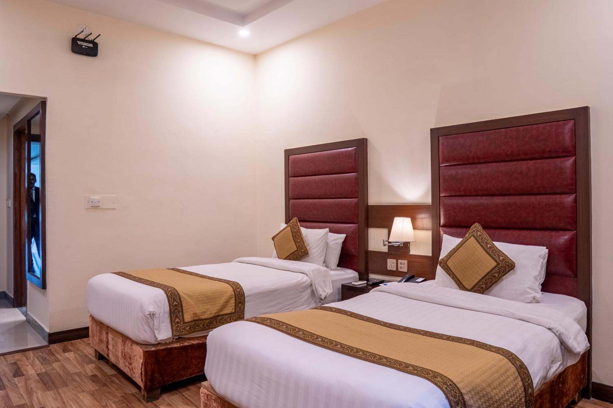 Legend Hotel Islamabad Ngoại thất bức ảnh